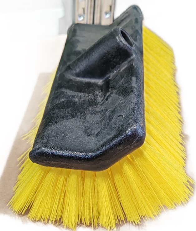 Yellow brush 25 cm with 2 cleaning surfaces with hard bristles 0815105